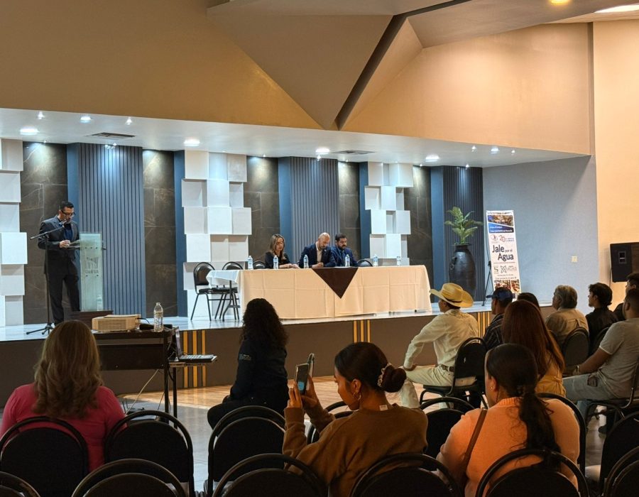 De la capacitación al empleo: 49 jóvenes se gradúan del programa Jale por el Agua en Ciudad Juárez 